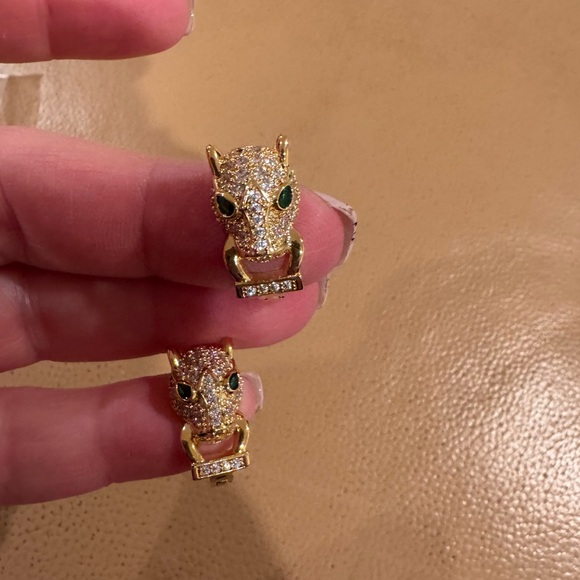 Jewelry - Elegant Gold and Green Panther Earrings